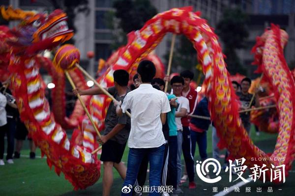 【曹县翰林府吃瓜视频】歌曲在一起时间久了