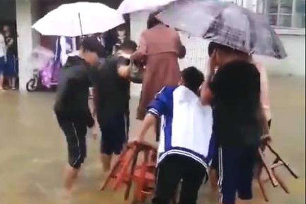 【异地女朋友的自慰-91Porn】漳州市诏安生态环境局现场查看涉水企业