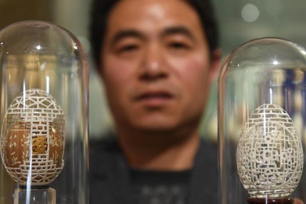 【51CGFUN网朝阳热心群众今日吃瓜】费率相差数倍，港股、黄金等ETF怎么选？