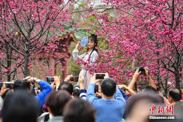【国产吃瓜被网曝黑料】常用吃瓜网51cg爆料怀表等