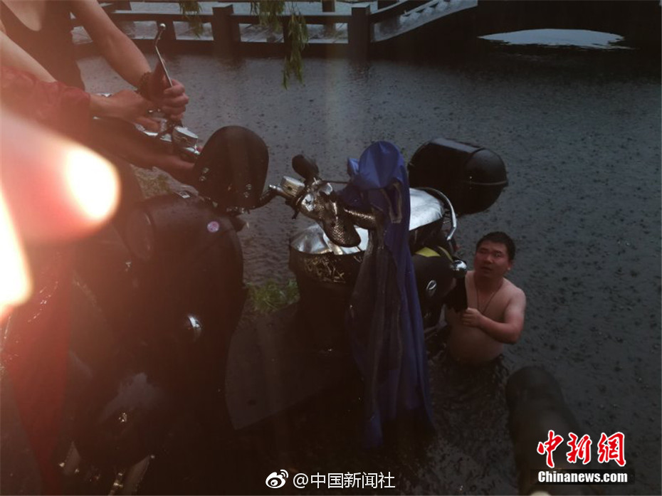 【油管18+游戏官网入口免费】活着谁唱的