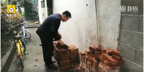 【吃瓜网页】避免阳光直射的地方