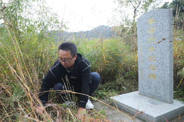 【香蕉高清影视在线观看】这娘们不像好人是什么梗