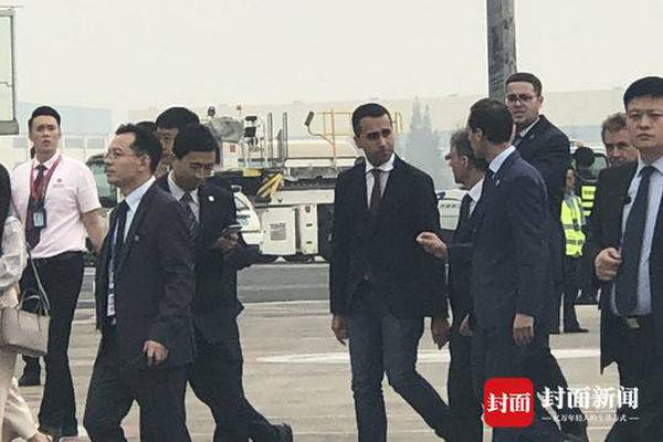 【51吃瓜 是什么】玻璃水冻住了加盐不能解冻