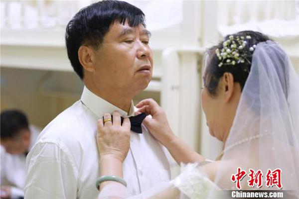 【吃瓜网今日吃瓜热门大瓜双飞】个字四个字歌名好听的歌曲