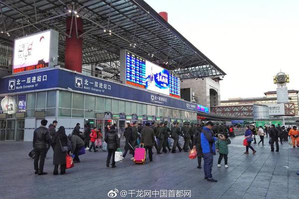 【猫扑视频播放】银河系中间亮的是什么