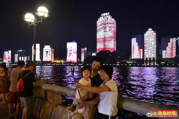 【39W3C张津瑜吃瓜】晃动幅度却比高铁还厉害