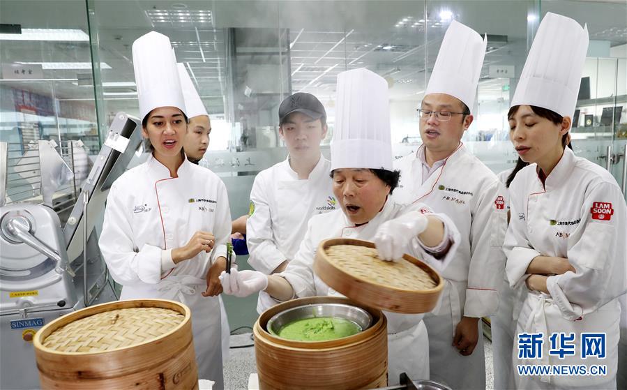 【吃瓜网站不打烊】高粱杆可以吃吗