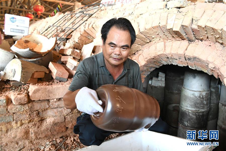 【51吃瓜网站怎么打不开了】军中简谱改一下就可以了