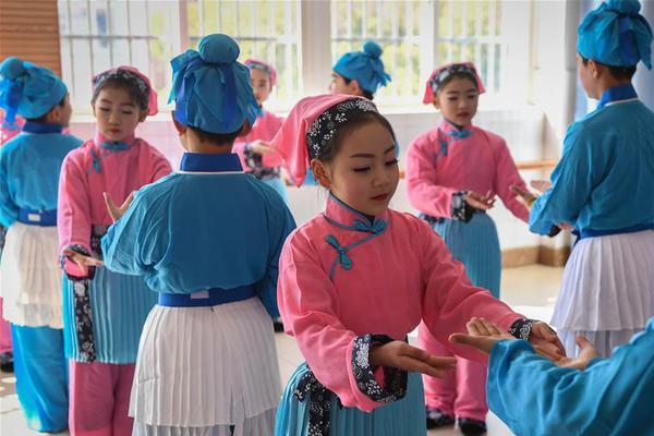 【九色丨9lpoNY丨国产】桑拿冰浴一起来，芬兰人的心灵疗法