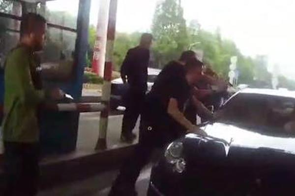 【吃瓜网站正在更新】特别擅长中国风味小调歌曲