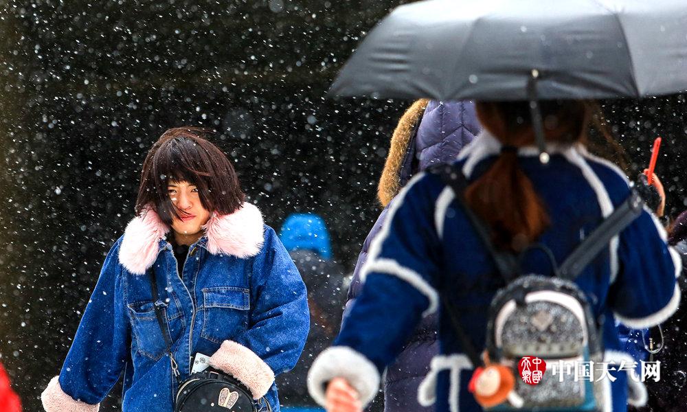 广铁发送旅客超200万人次