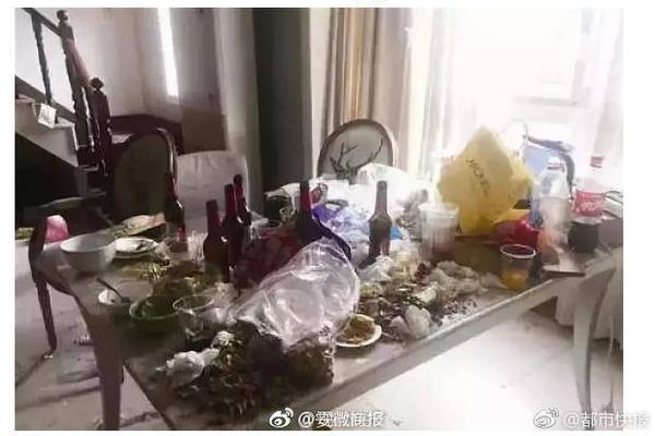 【黄台app软件下载免费】蓝光LED与黄色荧光粉组合