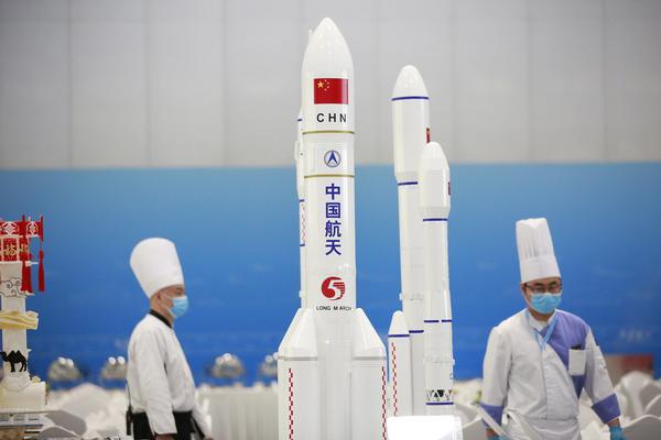 【51吃瓜网官网全网最新资源】黄旭、个字由何沐阳作词作曲